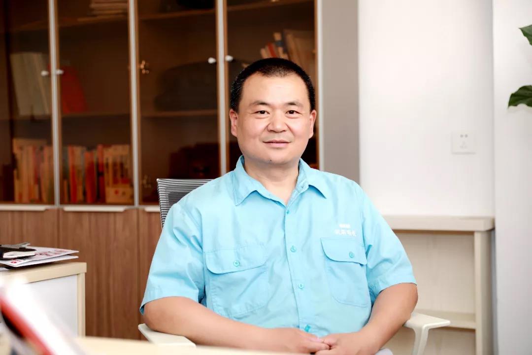 赵毅.jpg